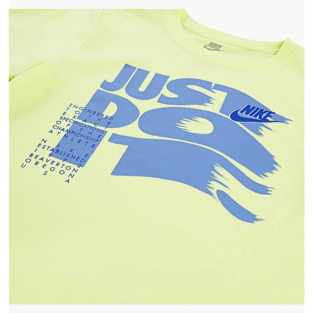 Nike Graphic T-Shirt & French Terry Shorts Set - Picture 3 of 4